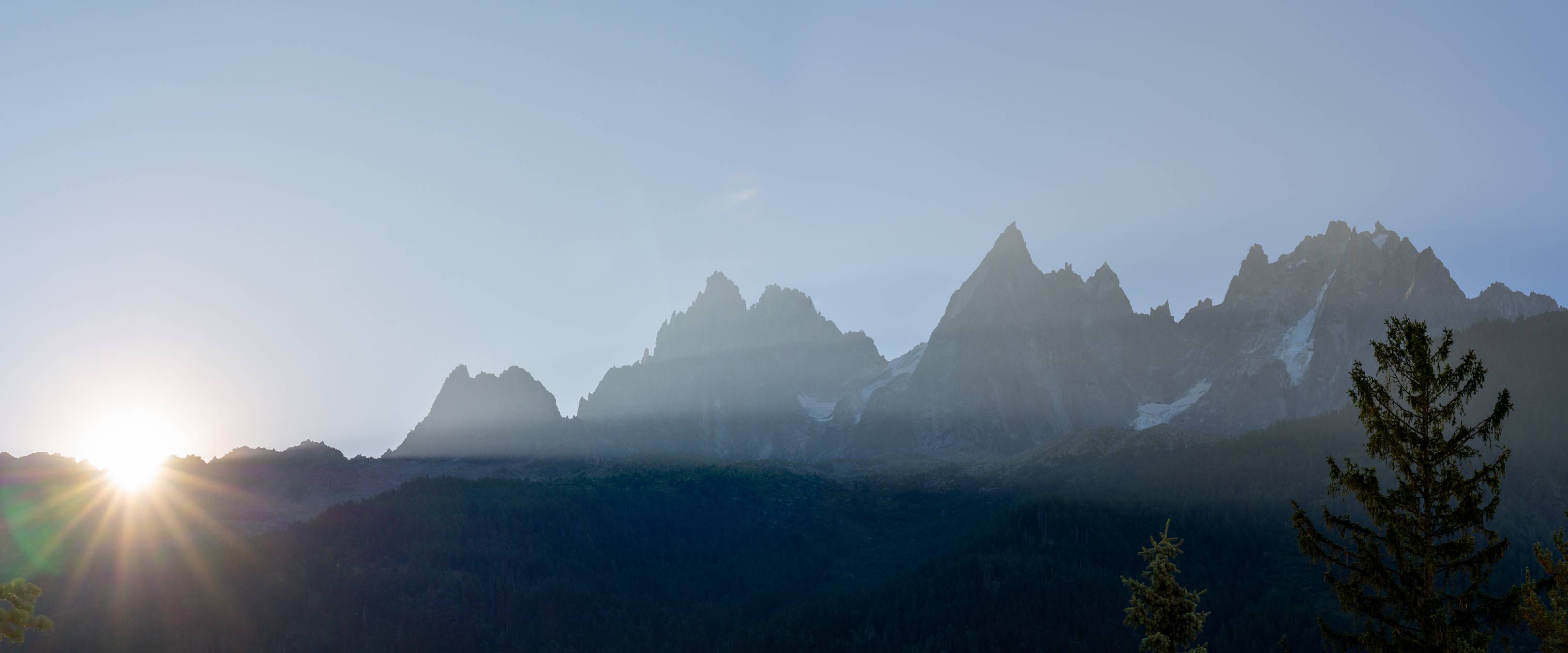 Aiguille des Grands Charmoz