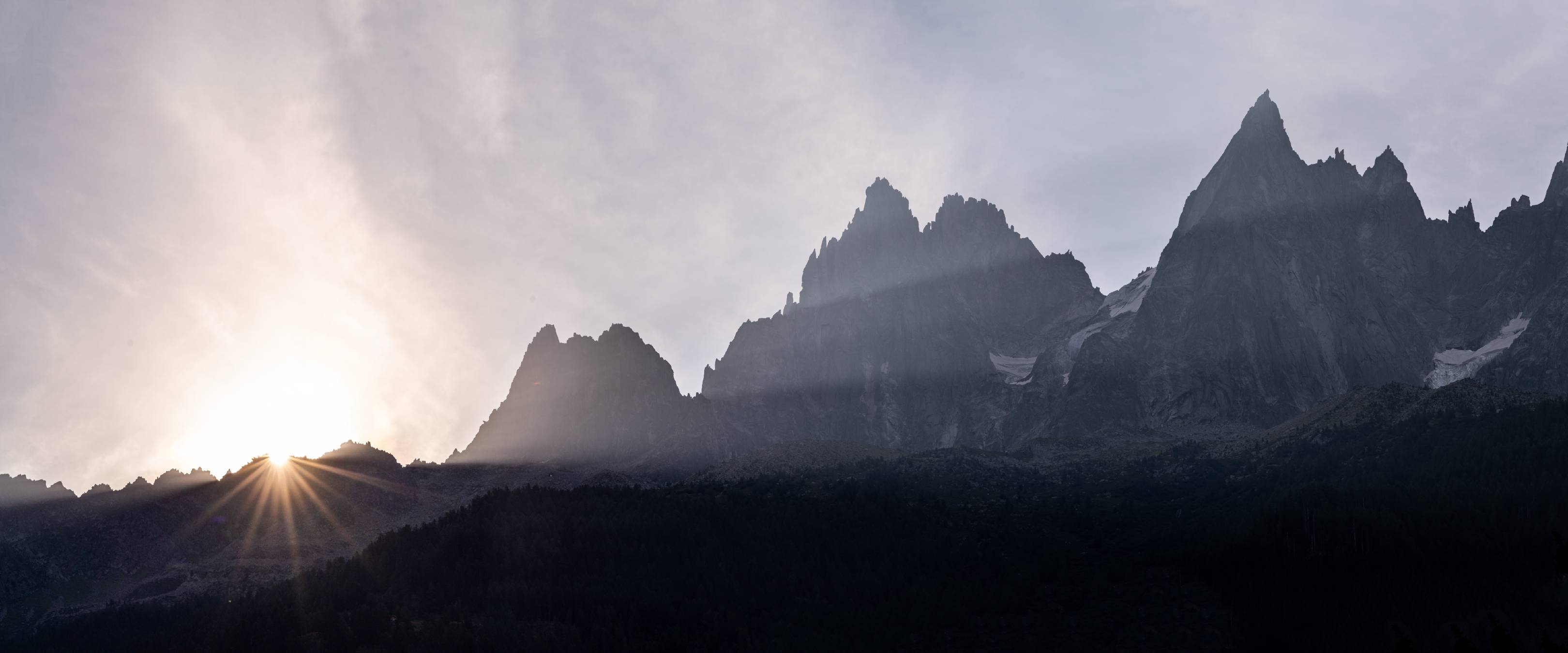 Aiguille des Grands Charmoz