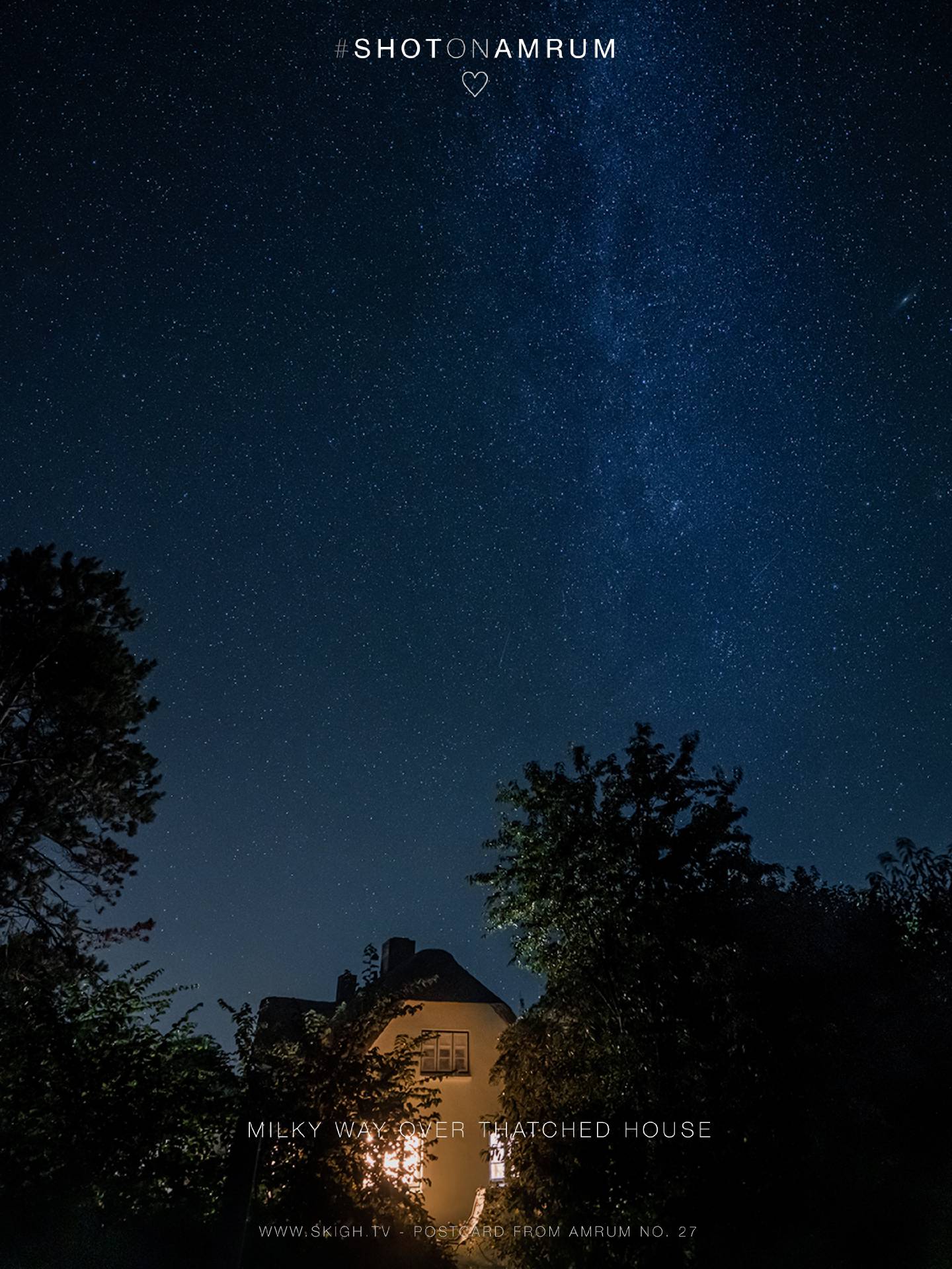 Milky Way over thatched house | 4s * f2.8 * ISO 1600 * 14mm - 14-24mm F2.8 DG DN | Art 019 - Sony α7R III Milky Way over thatched house