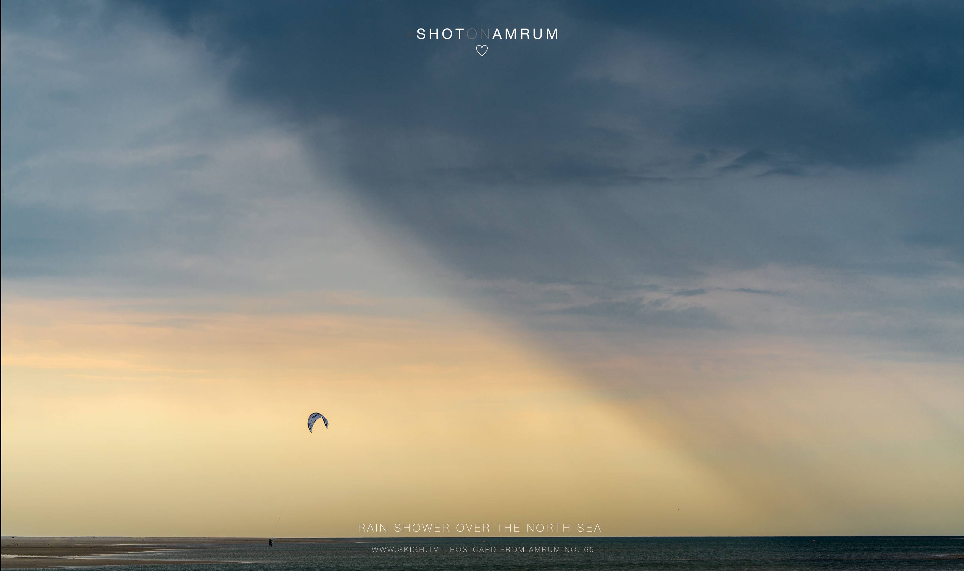 Rain shower over the North Sea | 1/500s * f5.6 * ISO 100 * 80mm - FE 70-300mm F4.5-5.6 G OSS - Sony α7R III Rain shower over the North Sea