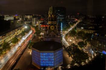 Breitscheidplatz | 25s * f5.6 * ISO 50 * 28mm - FE 24-70mm F2.8 GM II - Sony α7R V Breitscheidplatz