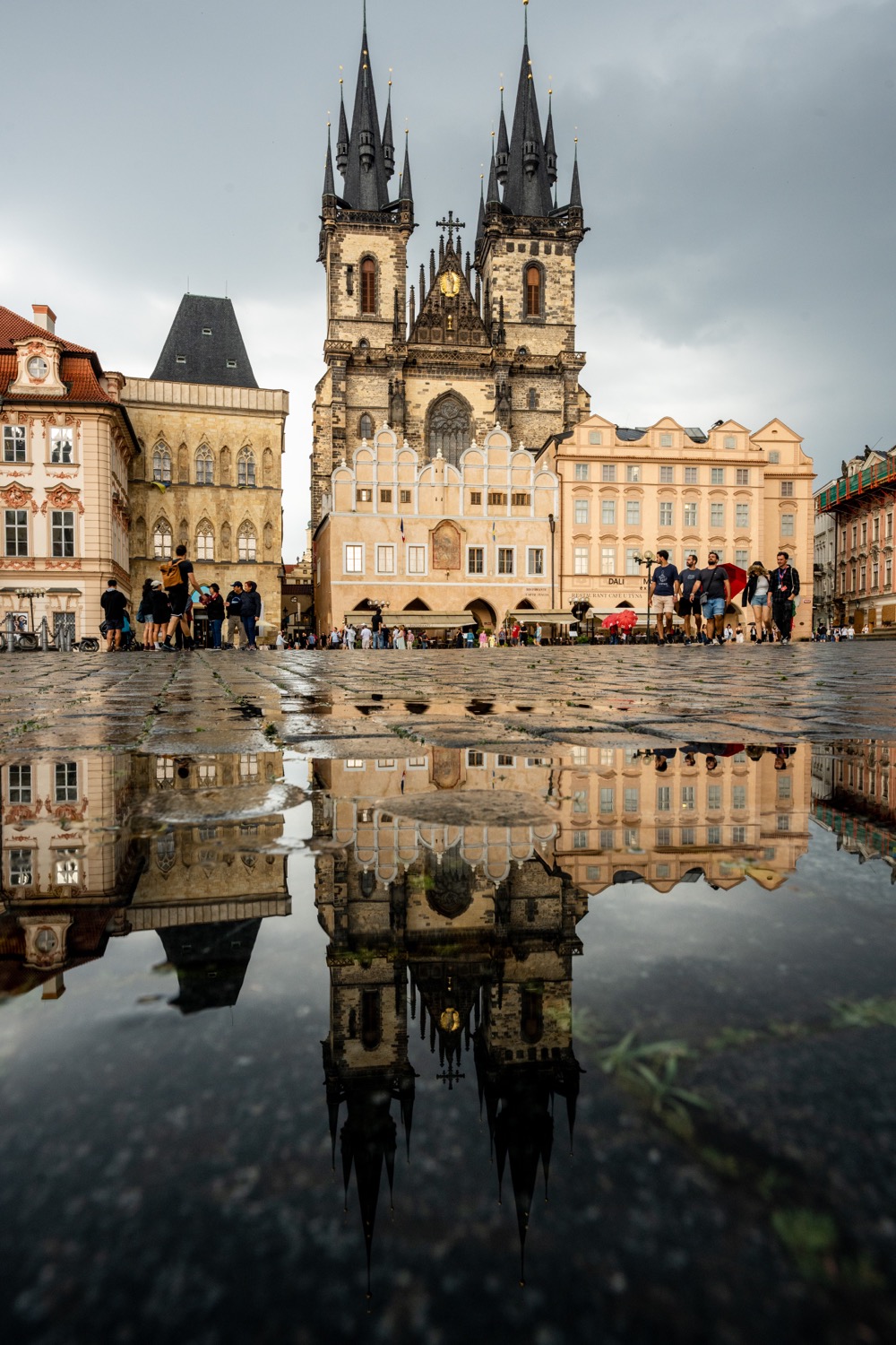 Church of Mother of God before Týn | 1/60s * f11 * ISO 640 * 14mm - 14-24mm F2.8 DG DN | Art 019 - Sony α7 IV Church of Mother of God before Týn
