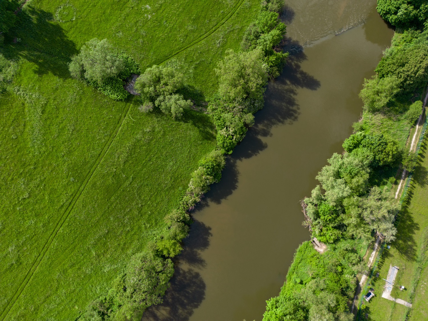 Curved lines along the river Regnitz