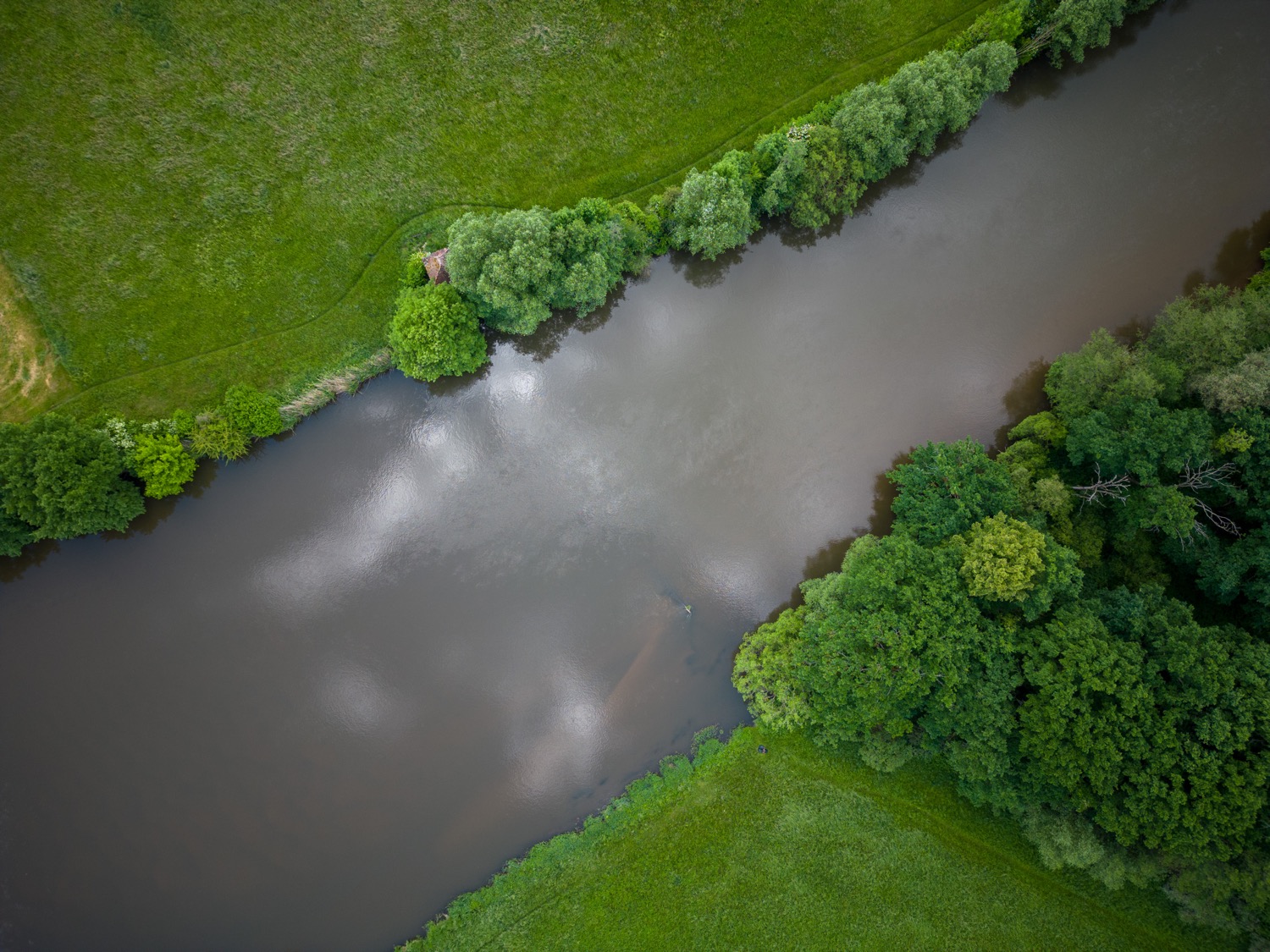Where the Regnitz flows around the bend | 1/350s * f1.7 * ISO 100 * 7mm - 6.7 mm f/1.7 - DJI Mini 3 pro Where the Regnitz flows around the bend
