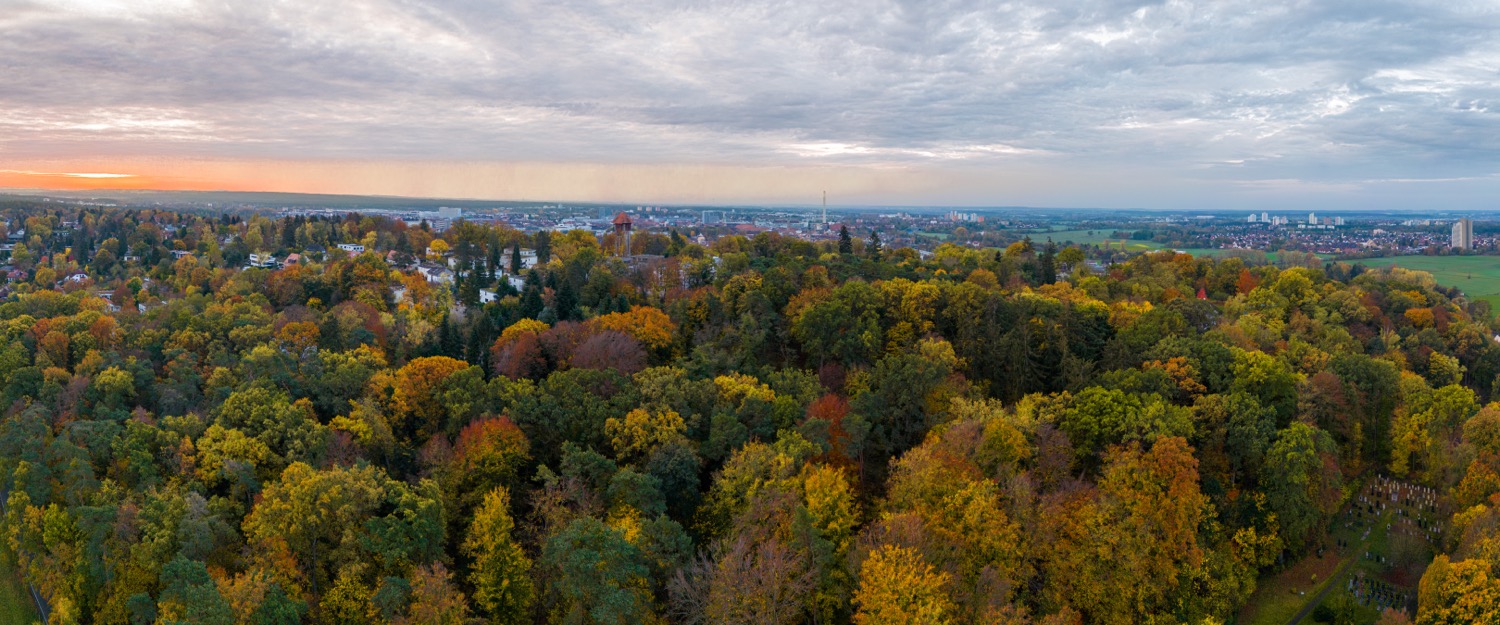 Burgberg and Erlangen from above